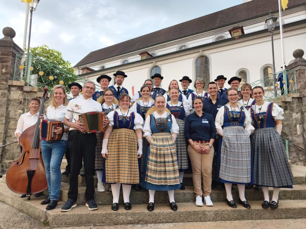 2606_Trachtenchorfest Tanzgruppe